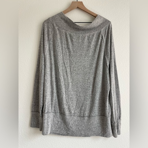 Oversized Sweater - Picture 3 of 4